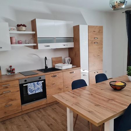 Old Town Road Apartment Karlovac Luaran gambar