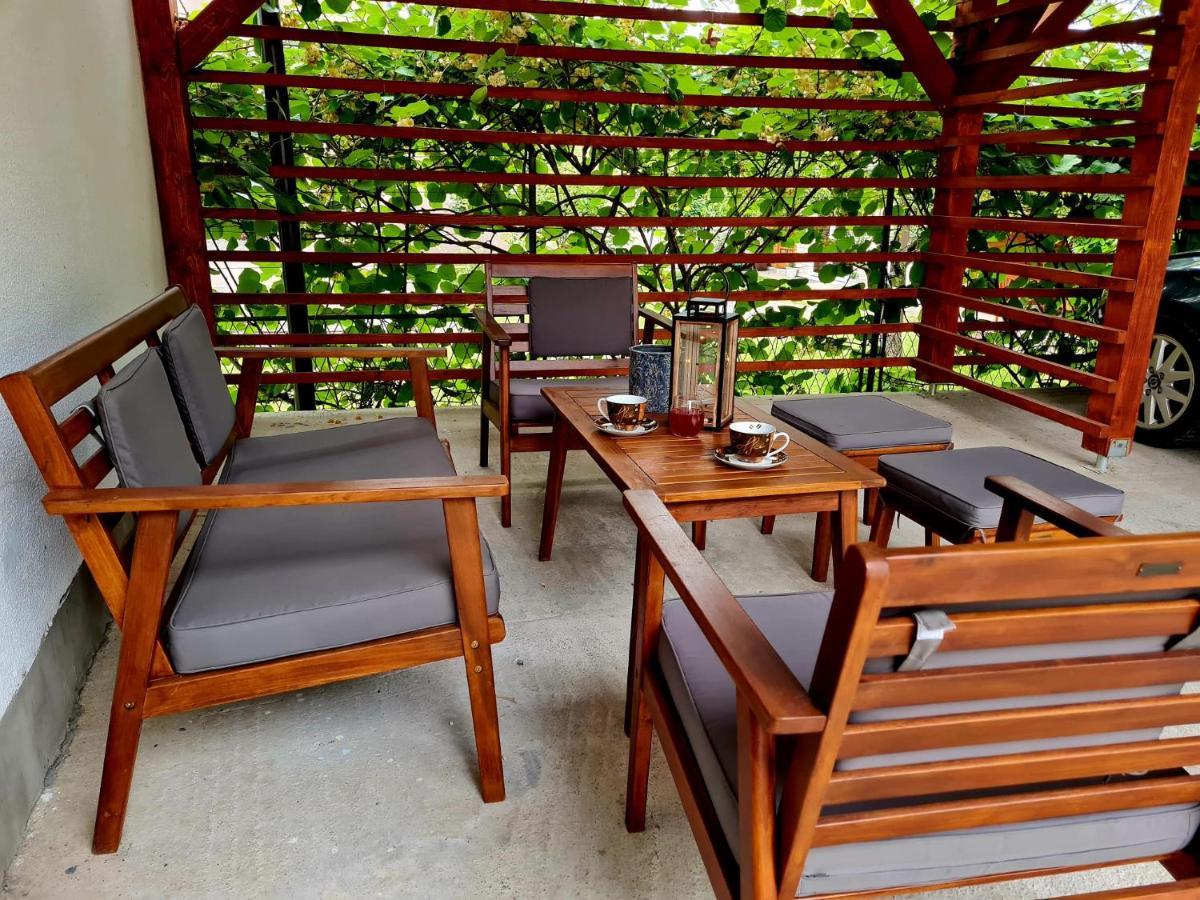 Old Town Road Apartment Karlovac Luaran gambar