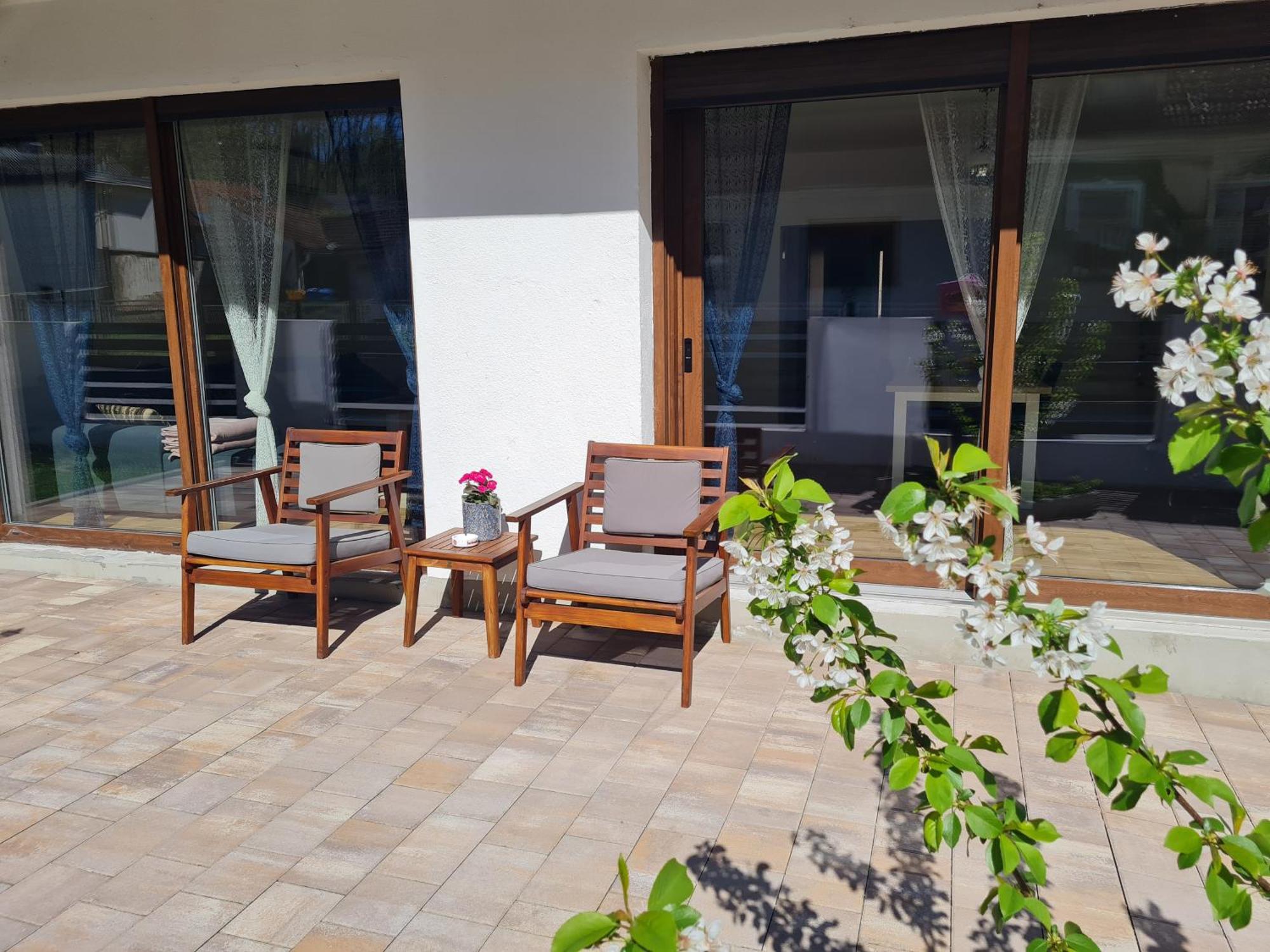 Old Town Road Apartment Karlovac Luaran gambar